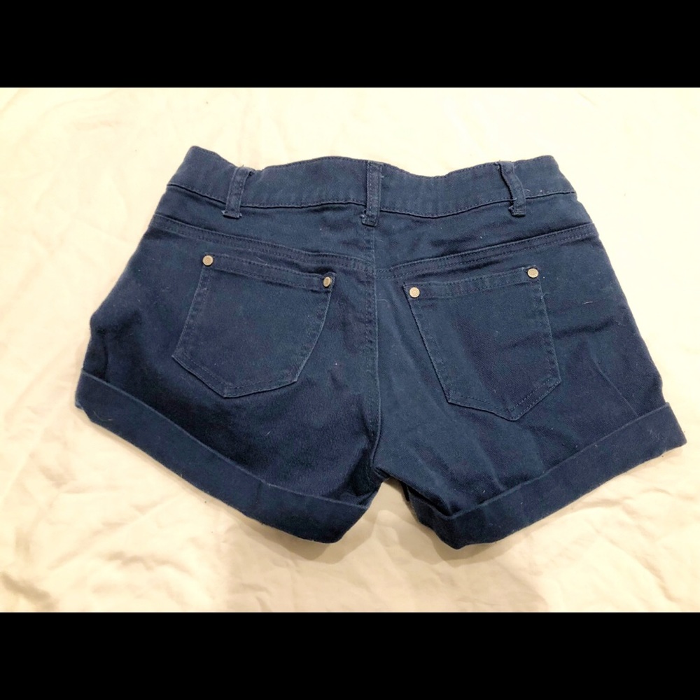 Short shorts